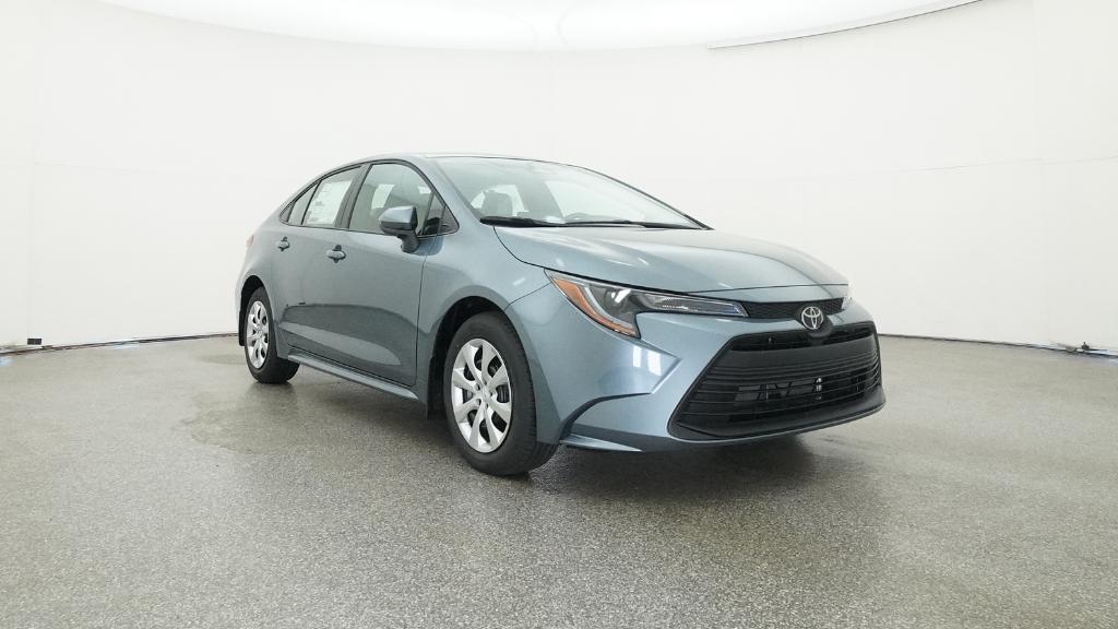 2026 Toyota Corolla LE photo 2