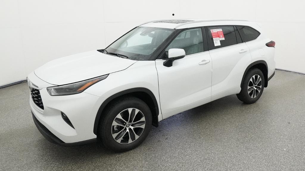 New 2026 Toyota Highlander XLE SUV