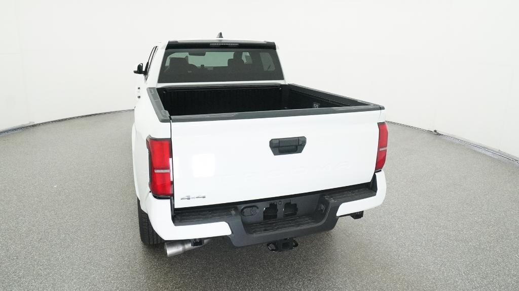 2025 Toyota Tacoma SR5 - Photo 17