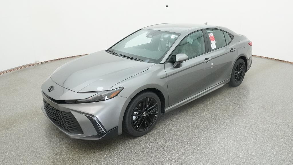 2026 Toyota Camry SE's photo