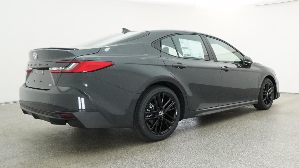 Used 2026 Toyota Camry SE Sedan
