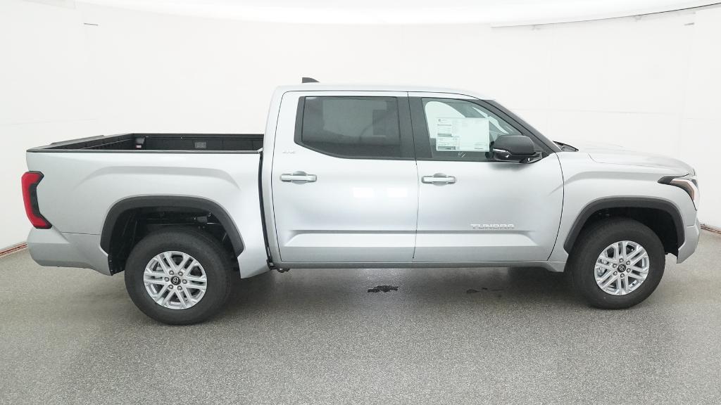 2026 Toyota Tundra SR5 - Photo 5
