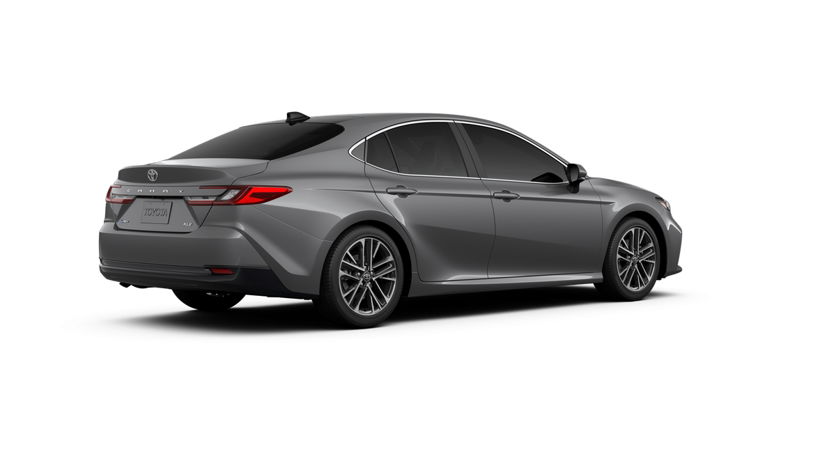 2025 Toyota Camry XLE - Photo 14