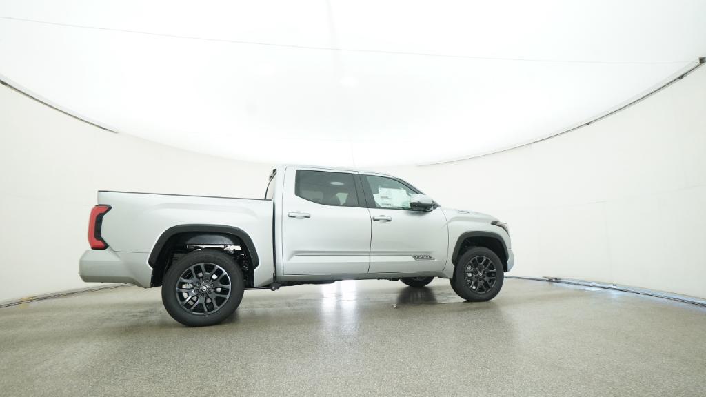 2025 Toyota Tundra Platinum - Photo 8