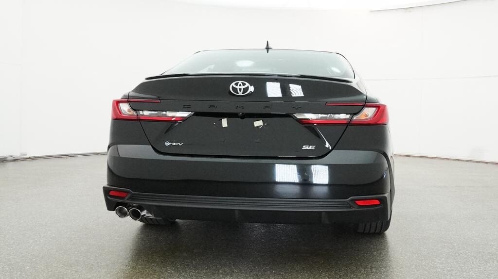 New 2026 Toyota Camry SE Sedan