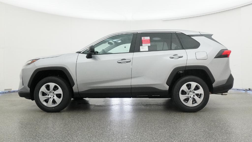 2025 Toyota RAV4 LE photo 3