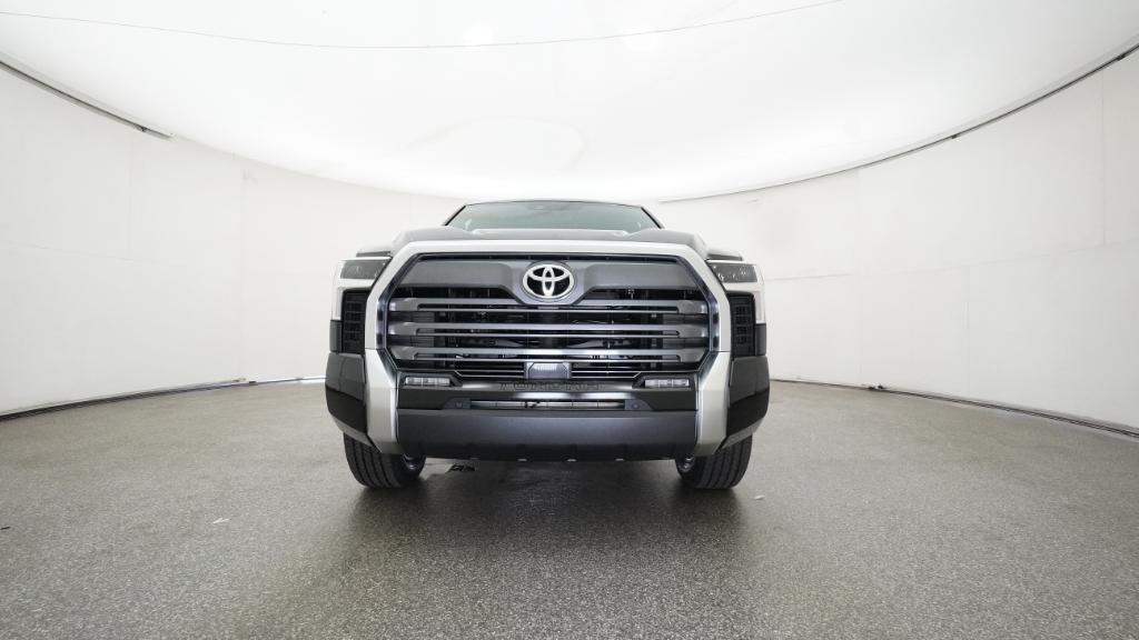 2026 Toyota Tundra Limited photo 2