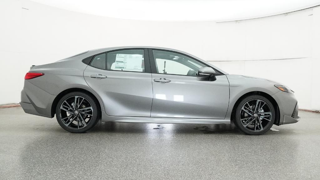 2026 Toyota Camry XSE photo 4