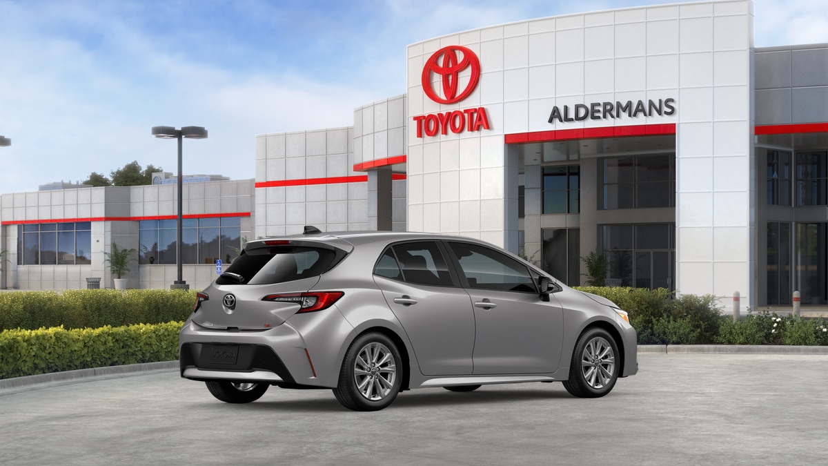 2026 Toyota Corolla Hatchback SE - Photo 10