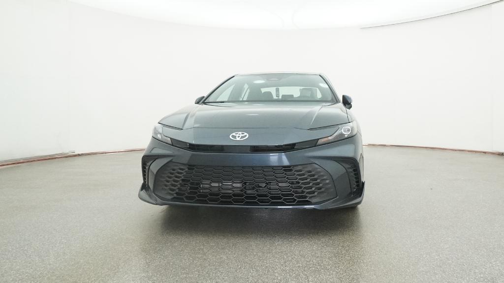 2026 Toyota Camry SE photo 2