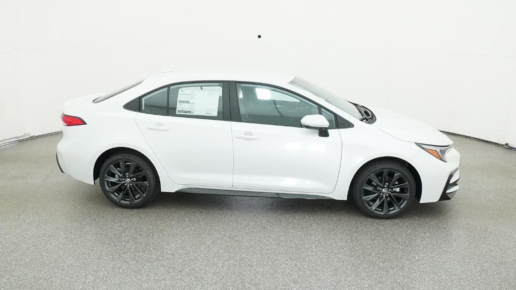 2026 Toyota Corolla SE photo 3