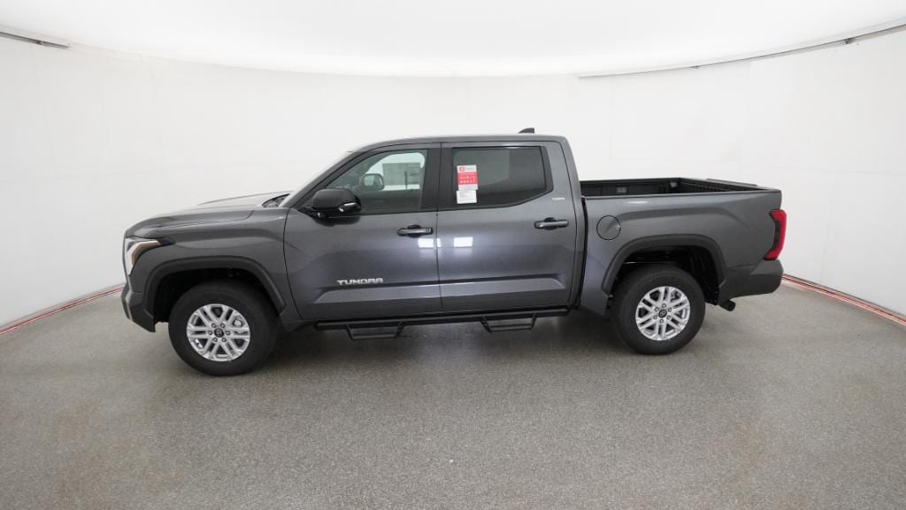2026 Toyota Tundra SR5 - Photo 12