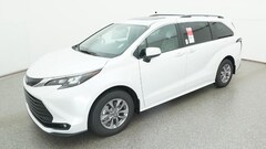 2026 Toyota Sienna XLE 8 PASSENGER