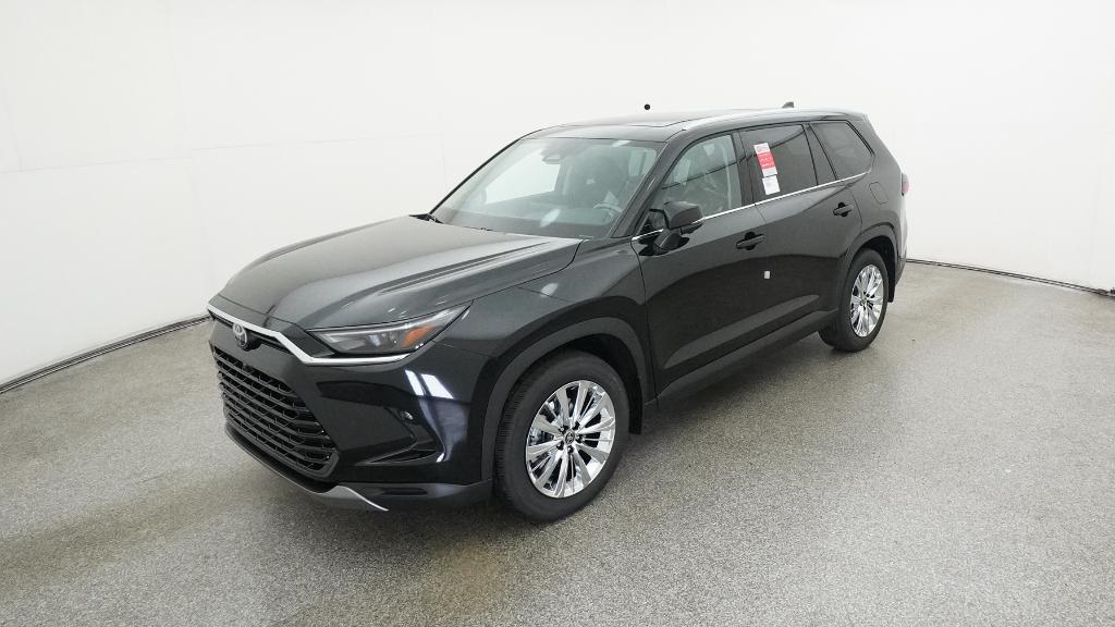 2026 Toyota Grand Highlander Platinum's photo