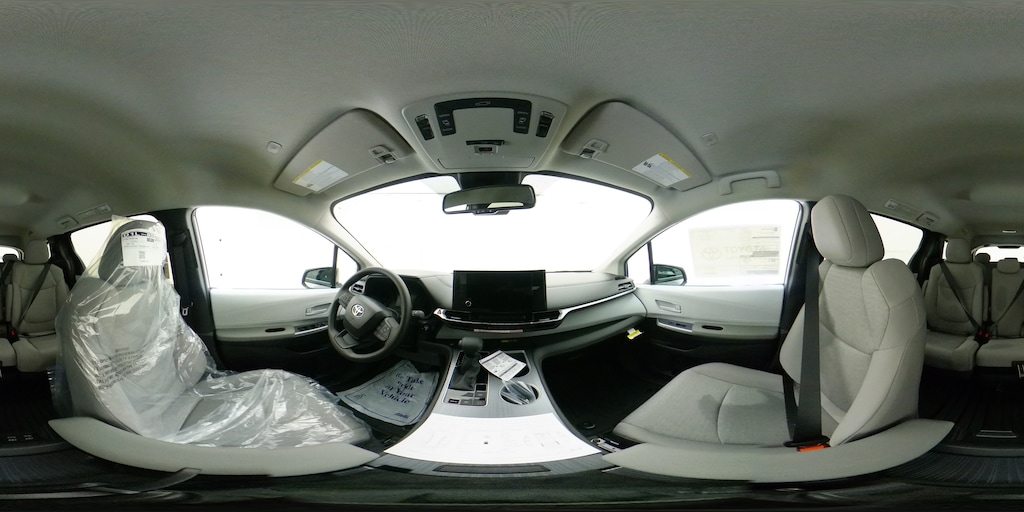 New 2026 Toyota Sienna LE 8 PASSENGER