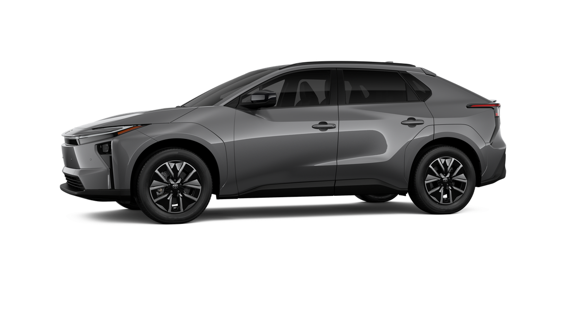 2026 Toyota bZ XLE's photo