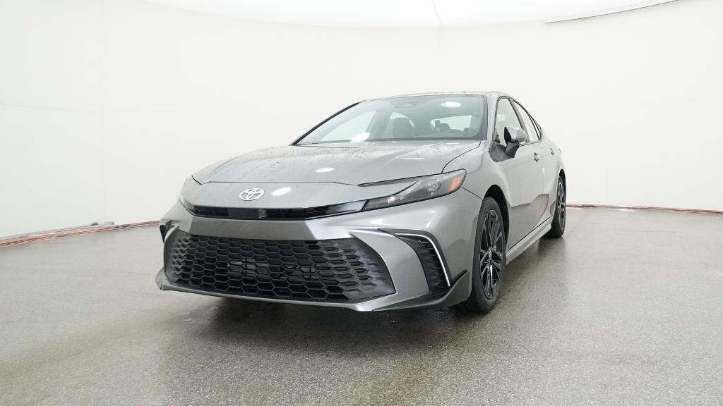 2026 Toyota Camry SE photo 4