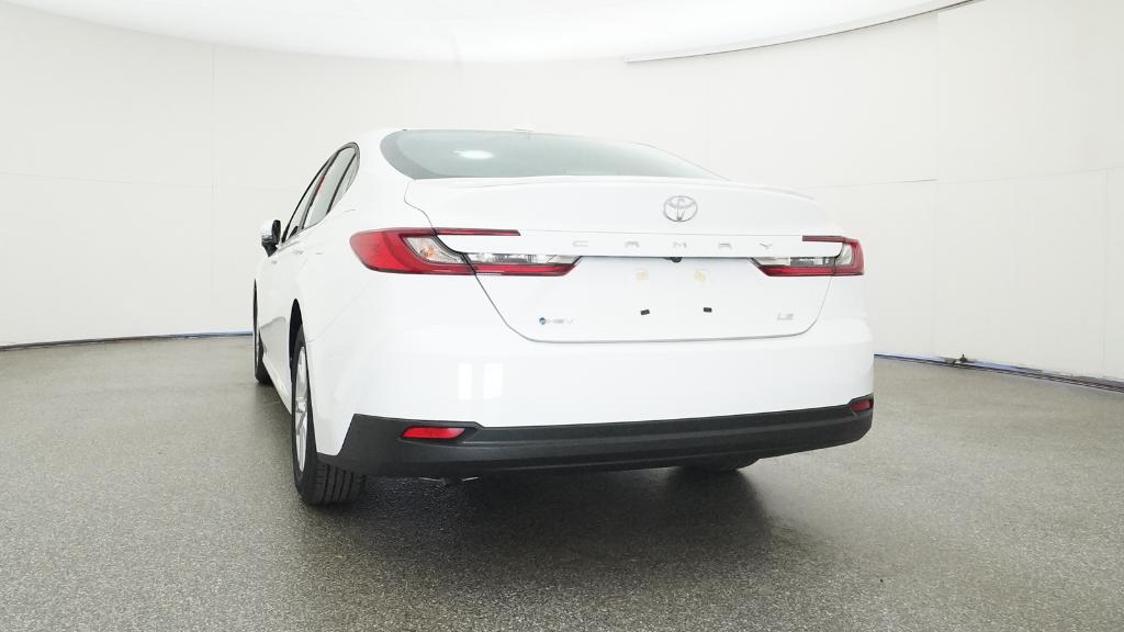 2026 Toyota Camry LE photo 2