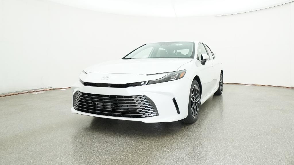 2026 Toyota Camry XLE photo 3