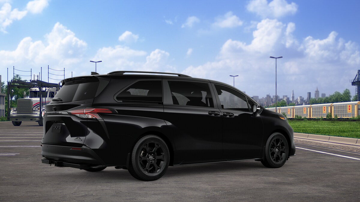 2026 Toyota Sienna Woodland Edition photo 3