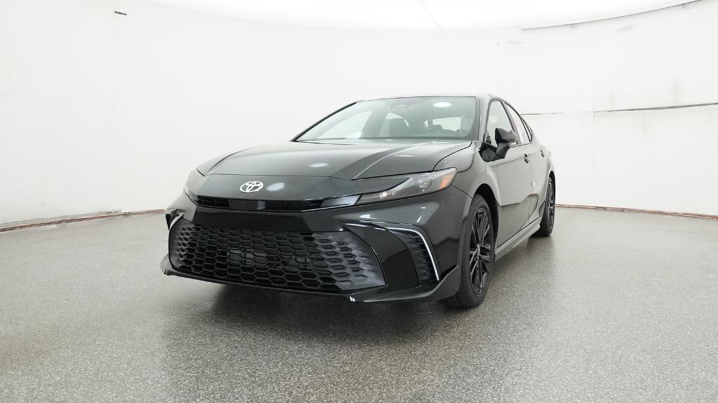 2026 Toyota Camry SE photo 2
