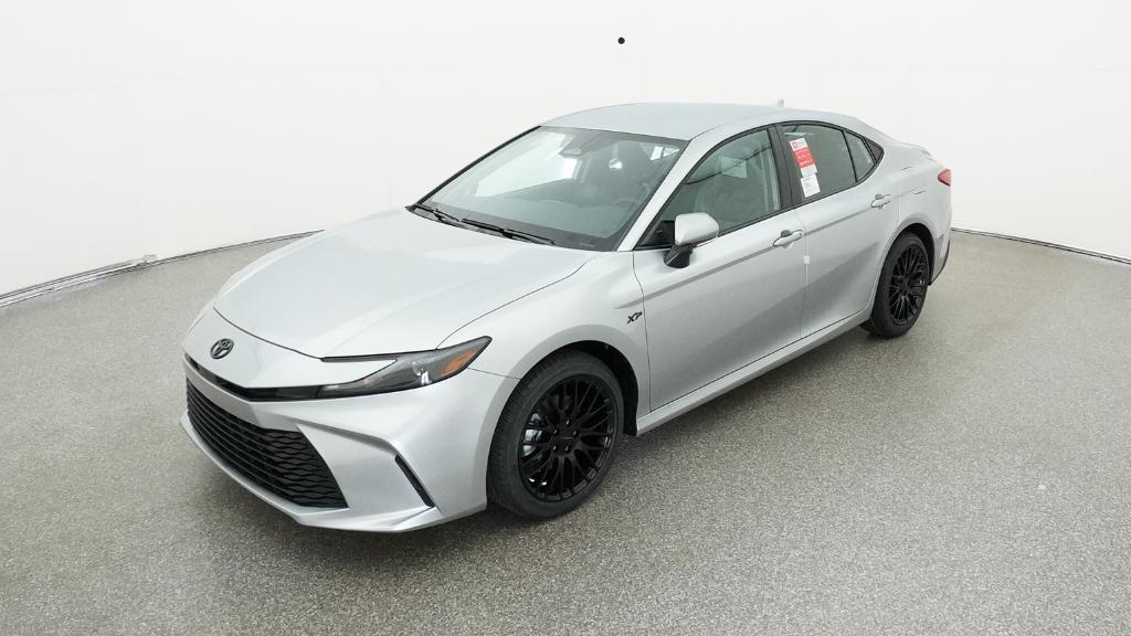 2026 Toyota Camry LE's photo