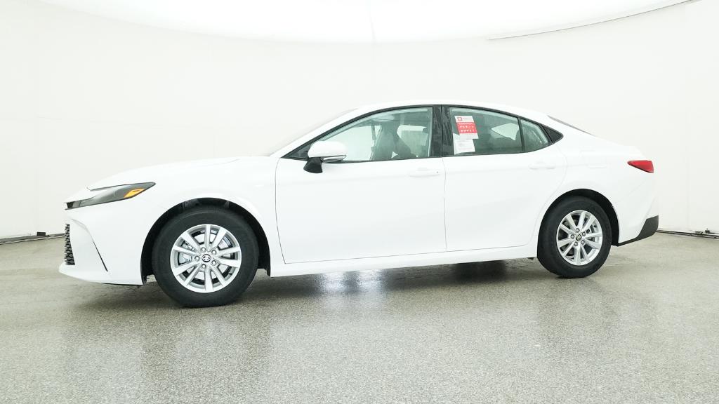 2026 Toyota Camry LE photo 4