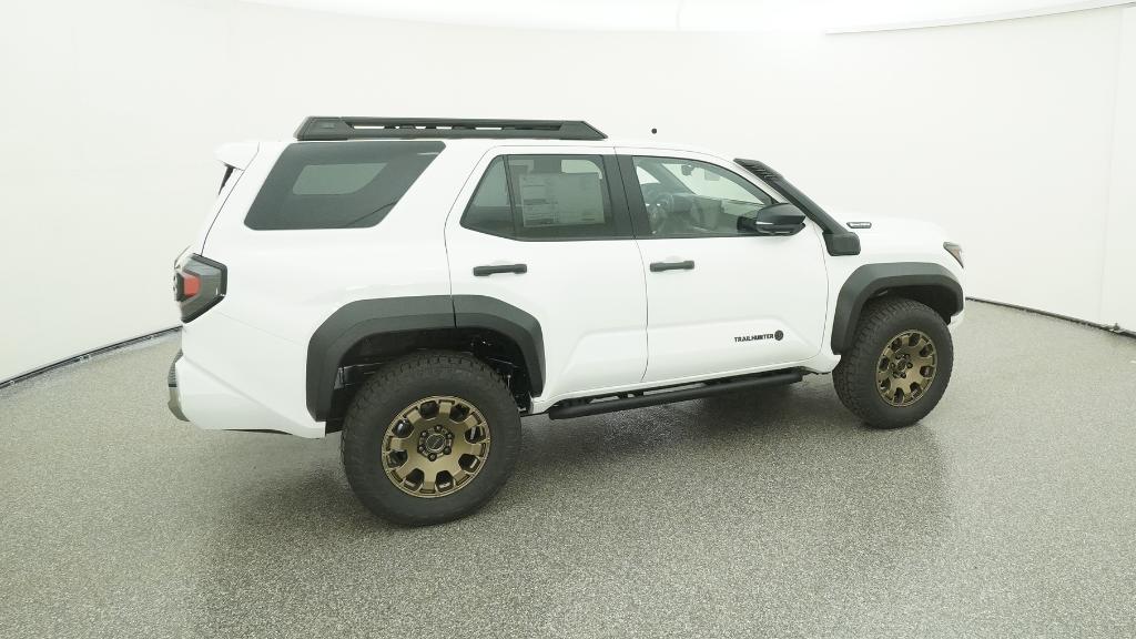 2025 Toyota 4Runner photo 3