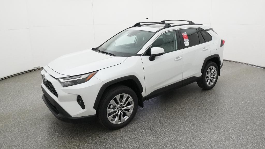 2025 Toyota RAV4 XLE Premium's photo