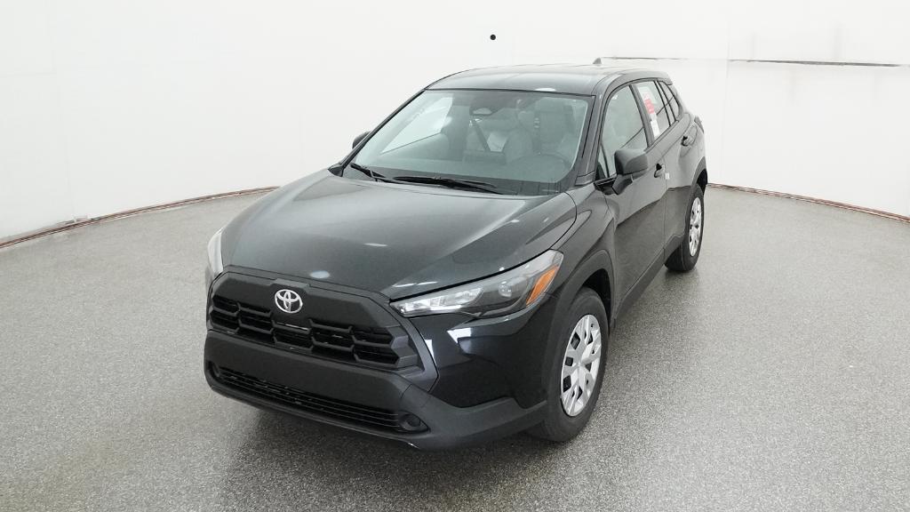 2026 Toyota Corolla Cross L photo 3