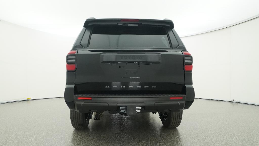 2025 Toyota 4Runner SR5 photo 3