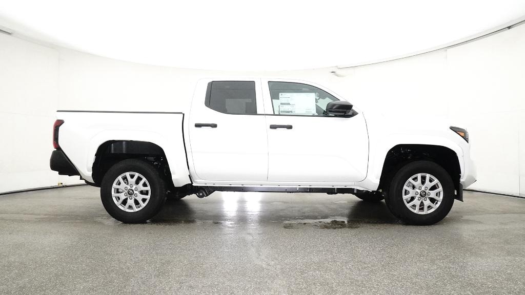 New 2025 Toyota Tacoma SR Truck Double Cab