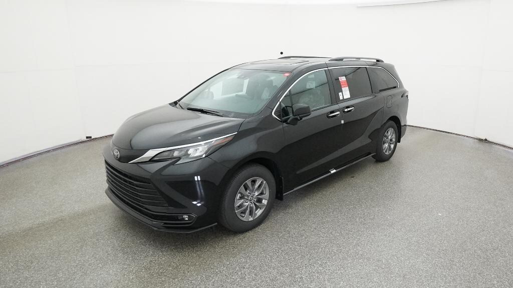 New 2026 Toyota Sienna XLE Van Passenger Van