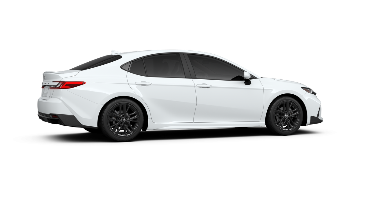 2026 Toyota Camry SE - Photo 11