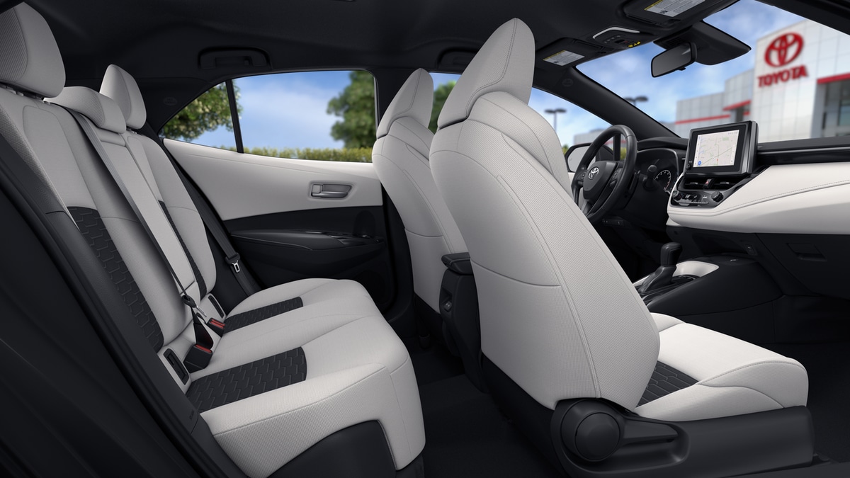 2026 Toyota Corolla Hatchback SE - Photo 61