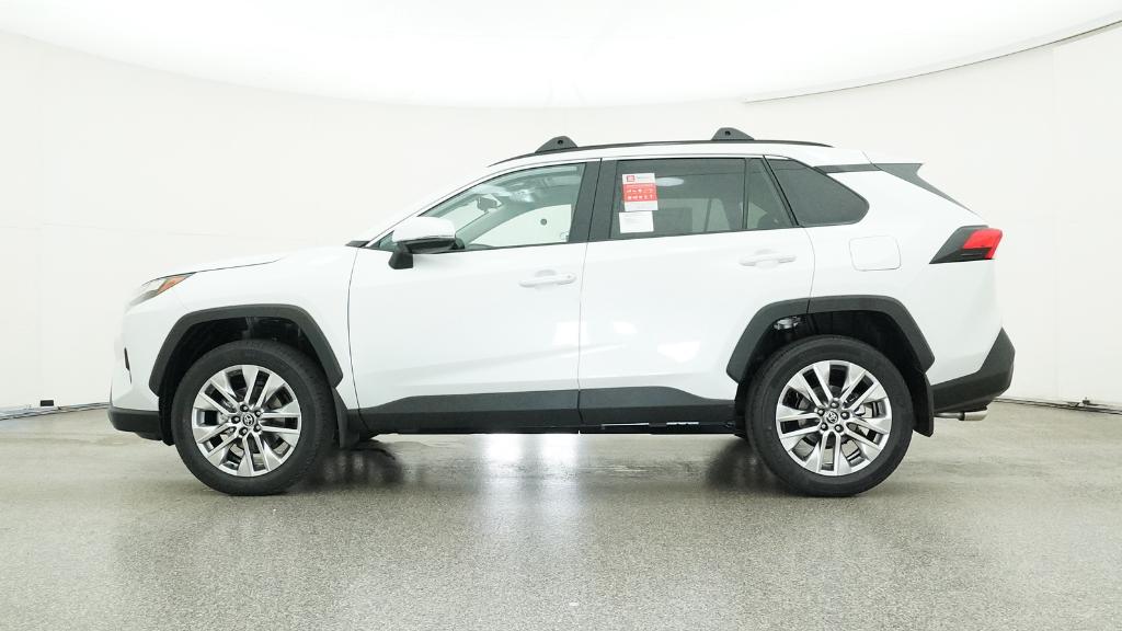 2025 Toyota RAV4 XLE Premium photo 4