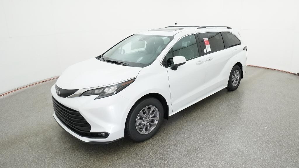 New 2026 Toyota Sienna XLE Van Passenger Van