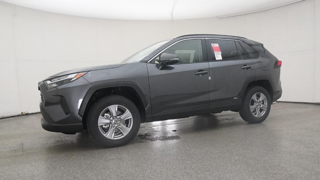 New 2025 Toyota RAV4 Hybrid XLE SUV