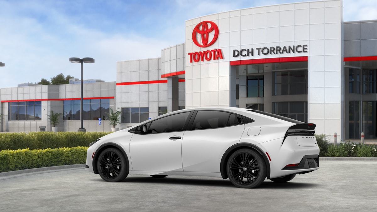 2026 Toyota Prius Plug-in Hybrid Nightshade - Photo 5
