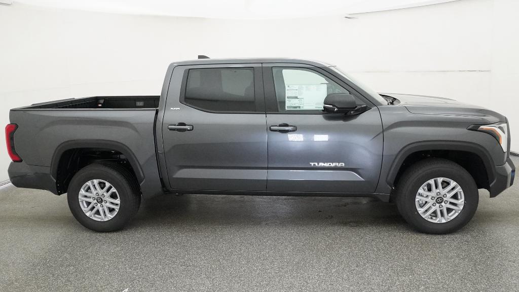 2026 Toyota Tundra SR5 - Photo 23