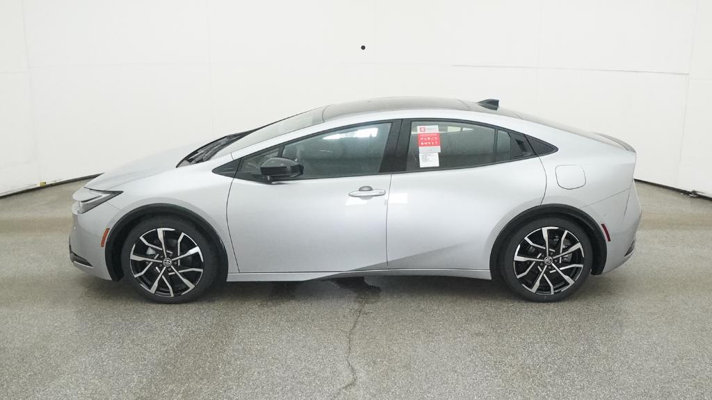 2026 Toyota Prius Plug-in Hybrid XSE Premium - Photo 19