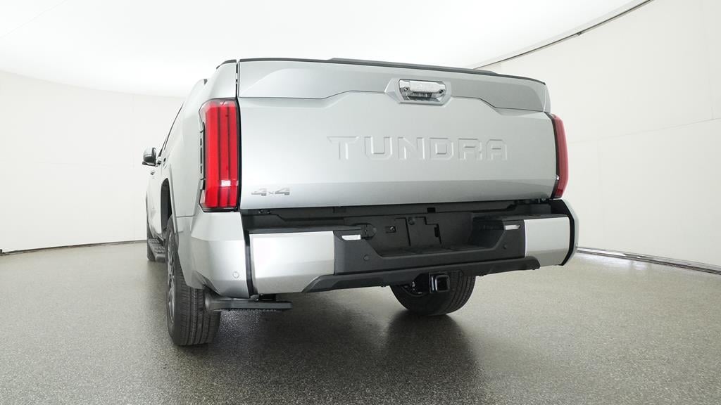 2025 Toyota Tundra Limited - Photo 11