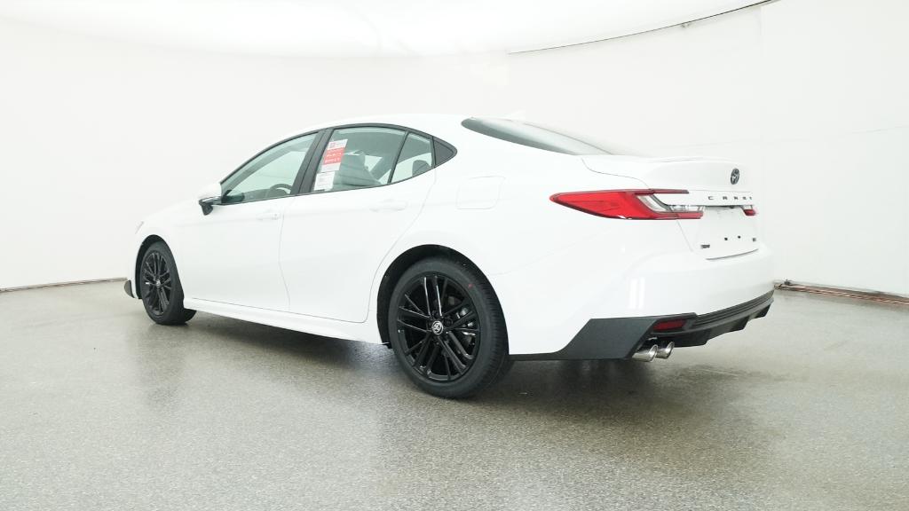 2026 Toyota Camry SE photo 3