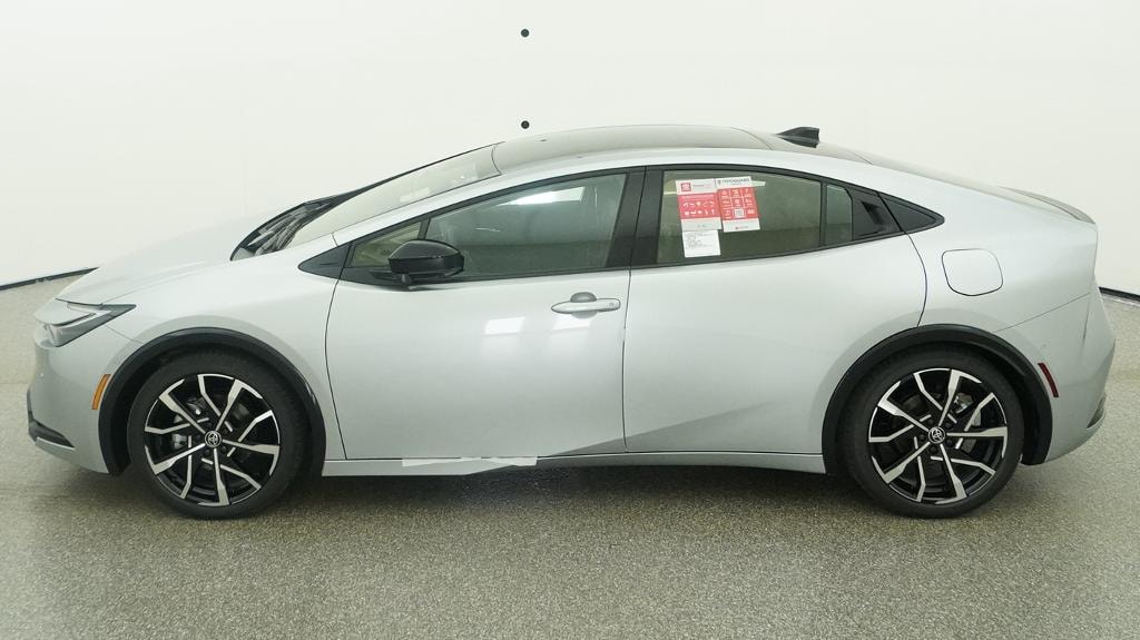 New 2026 Toyota Prius Plug-in Hybrid XSE Premium PLUG-IN HYBRID