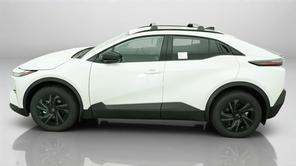 2026 Toyota C-HR SE - Photo 36
