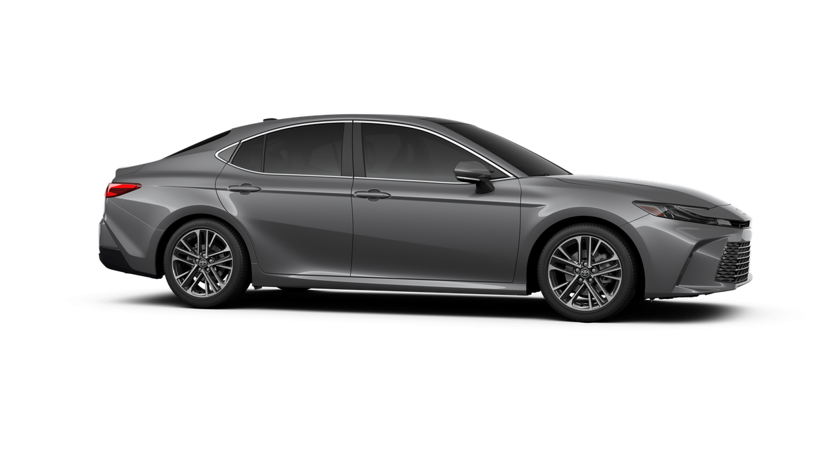 2025 Toyota Camry XLE - Photo 17