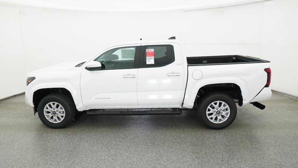 2025 Toyota Tacoma SR5 Double Cab photo 3