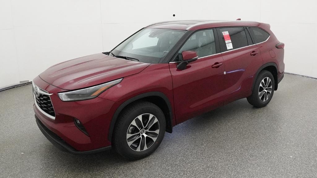 New 2026 Toyota Highlander XLE SUV
