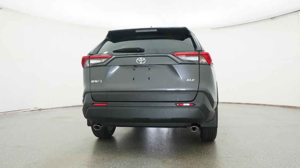 2025 Toyota RAV4 XLE photo 2