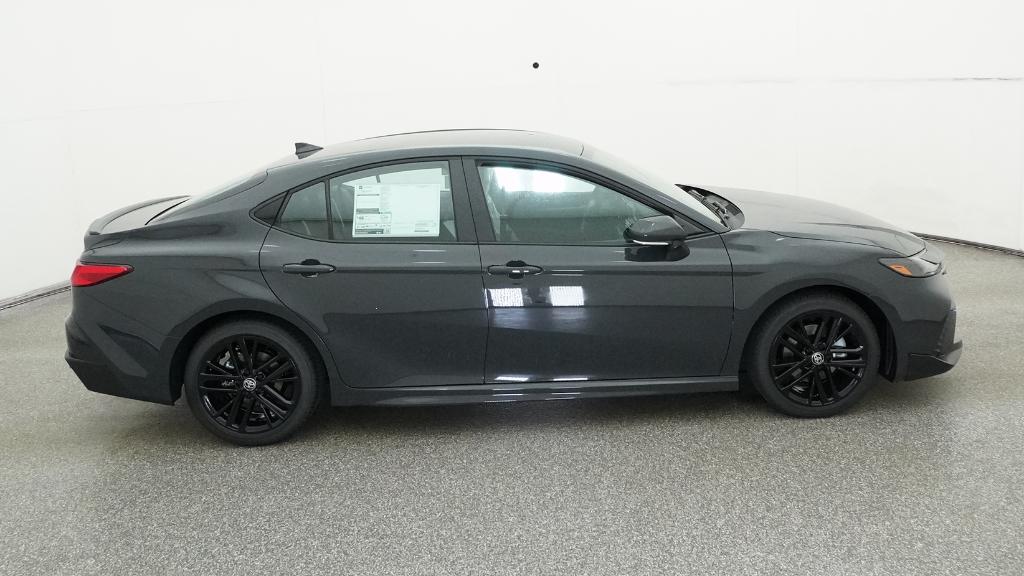 2026 Toyota Camry SE photo 2